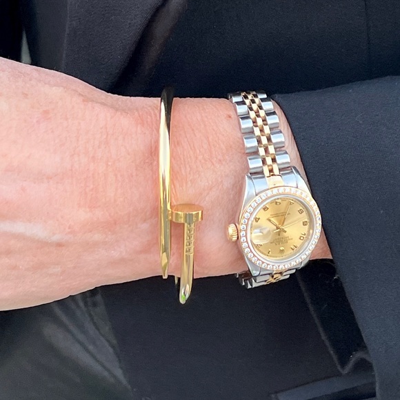 ✨ Yellow Gold Wraparound Nail Hinged Bangle Cuff Stainless Steel Bracelet - Picture 1 of 4